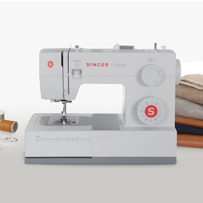 SINGER 44S Classic Heavy Duty Sewing Machine with 23 Built-In Stitches